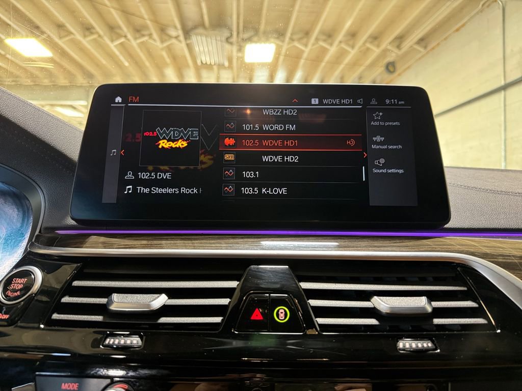 Used 2022 BMW 530i xDrive w/ Premium Package image 17