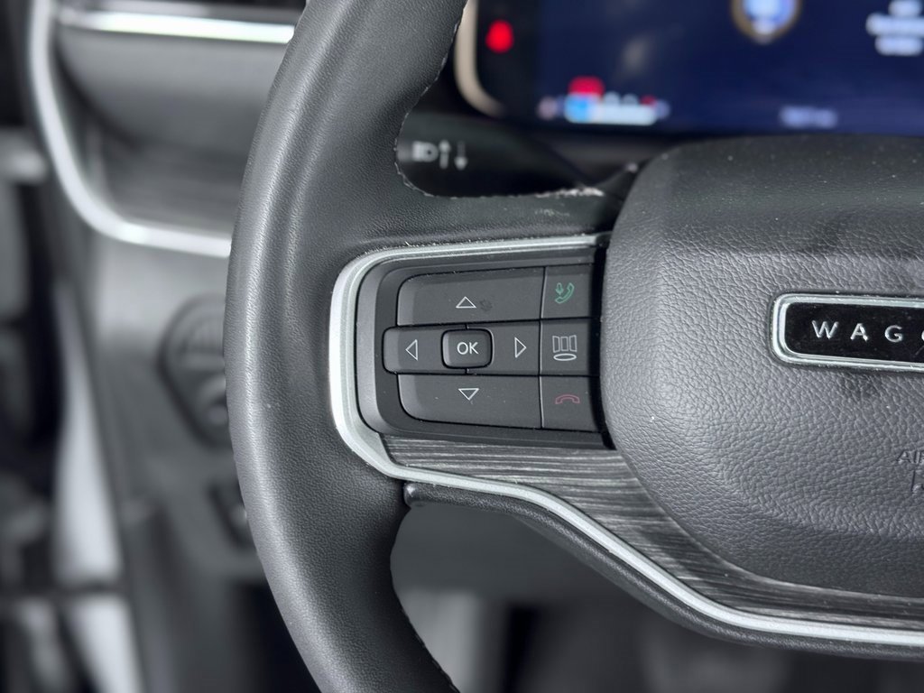 Used 2023 Jeep Wagoneer L Series II image 20