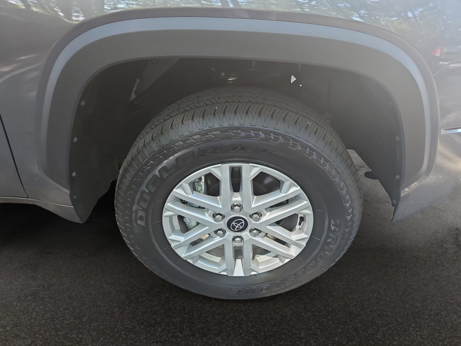 Used 2024 Toyota Tundra SR5 w/ SR5 Premium Package AWD/4WD image 42