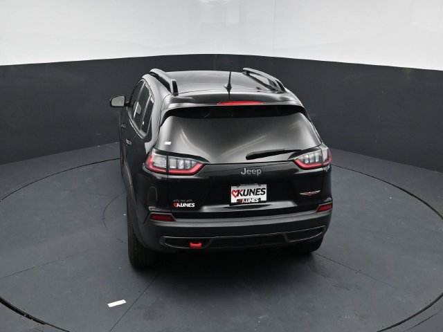 Used 2022 Jeep Cherokee Trailhawk AWD/4WD image 41
