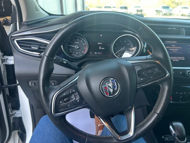 Used 2022 Buick Encore GX Essence image 18