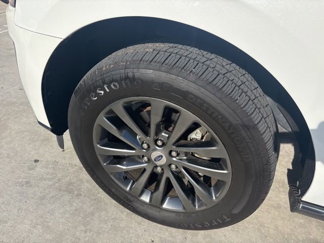 Certified 2020 Ford Expedition Limited w/ Equipment Group 301A image 17