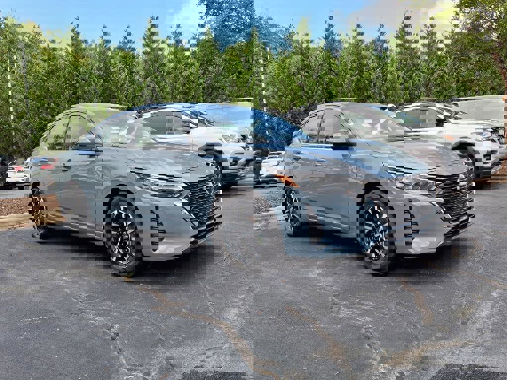 New 2025 Nissan Sentra SV w/ All-Weather Package