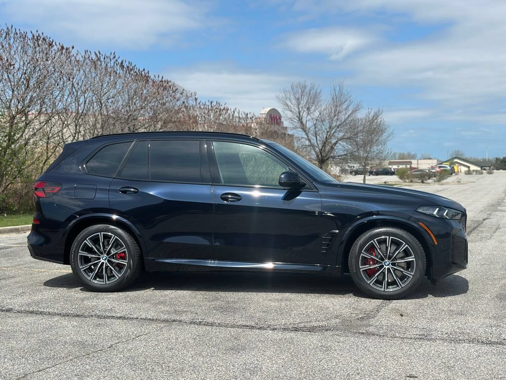 New 2026 BMW X5 xDrive50e w/ Executive Package AWD/4WD image 8