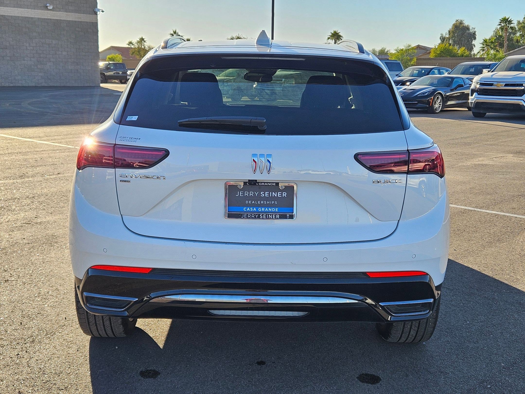 Used 2025 Buick Envision Sport Touring image 4