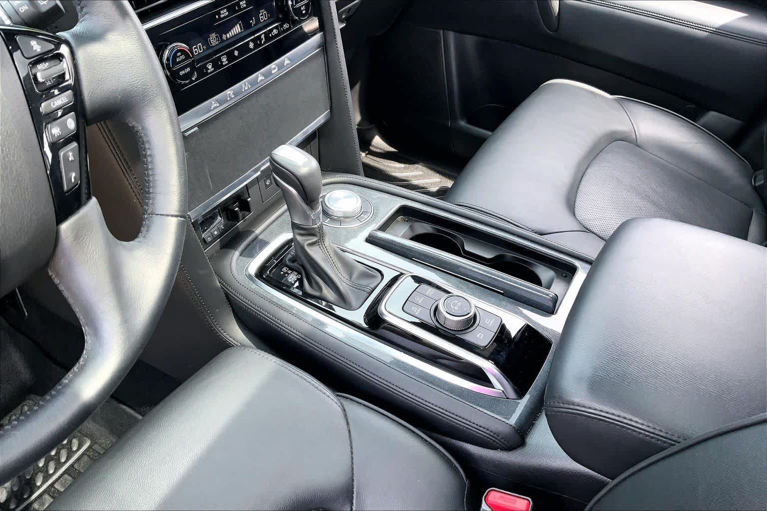 Certified 2024 Nissan Armada SL w/ Midnight Edition Package AWD/4WD image 16