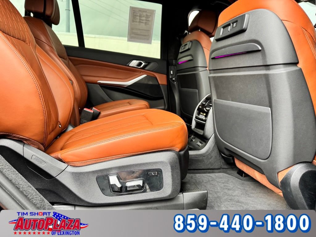 Used 2022 BMW X7 xDrive40i w/ Executive Package AWD/4WD image 49