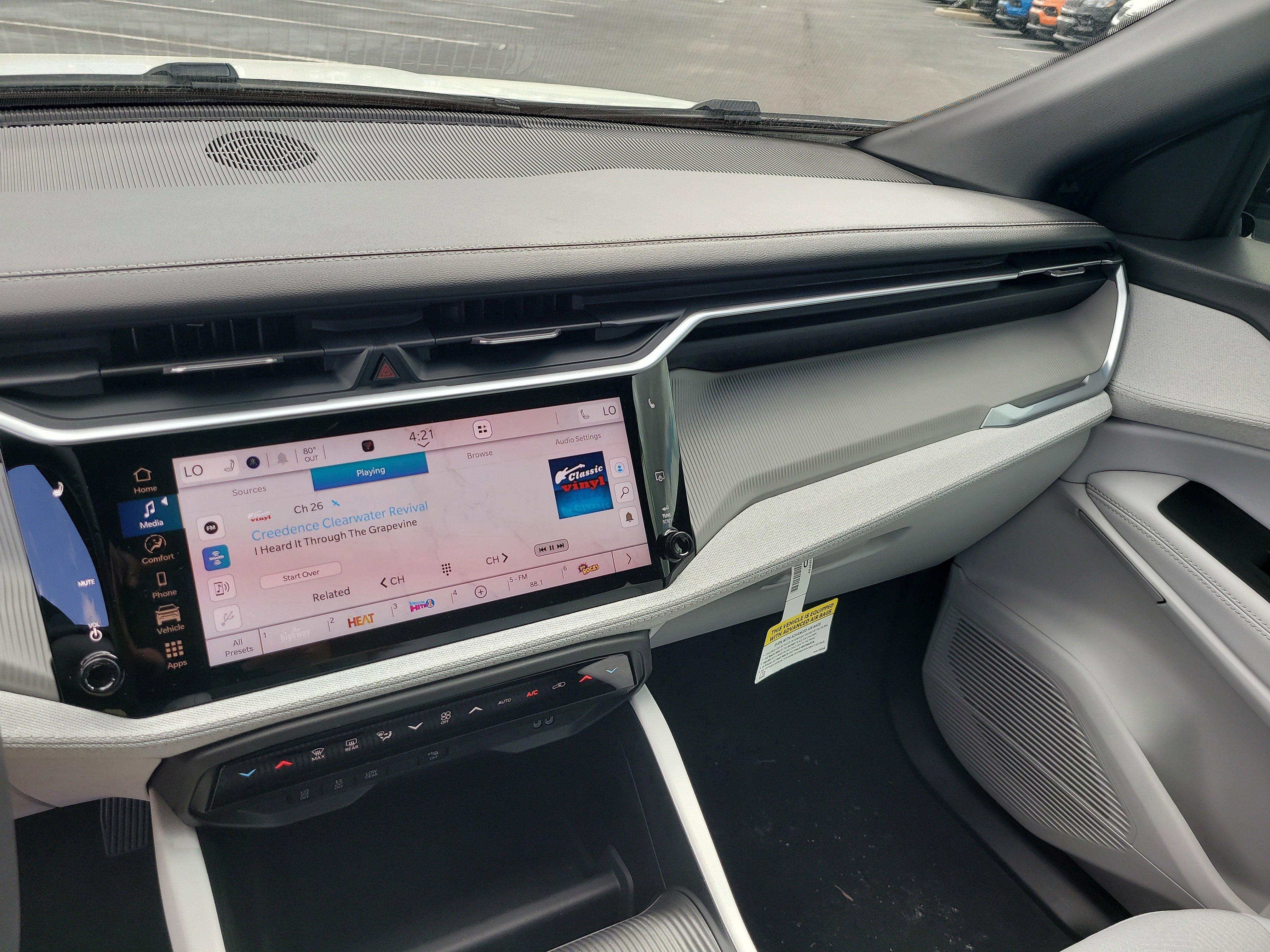 New 2026 Jeep Cherokee Laredo image 16