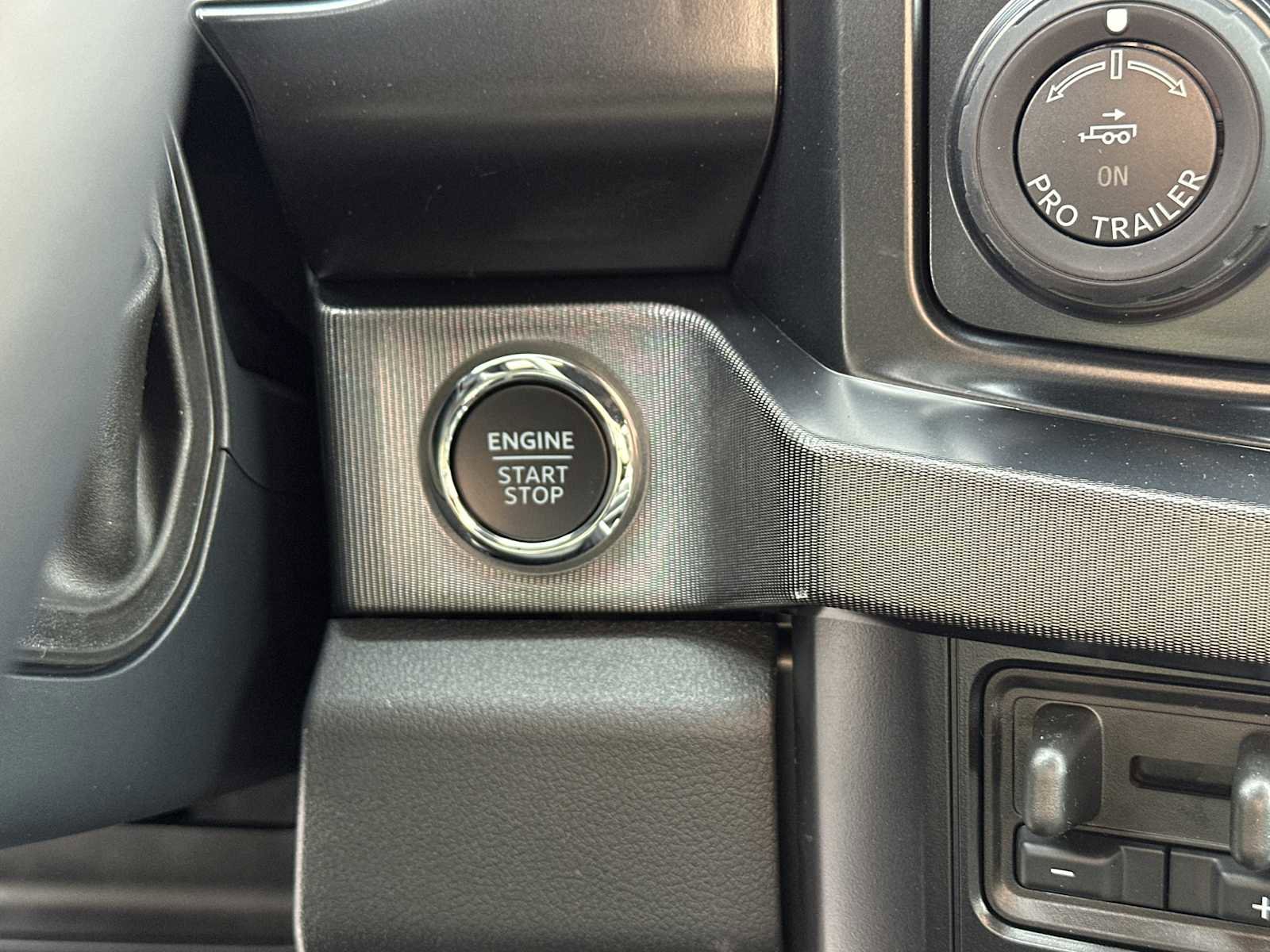 New 2026 Ford F250 Platinum image 40