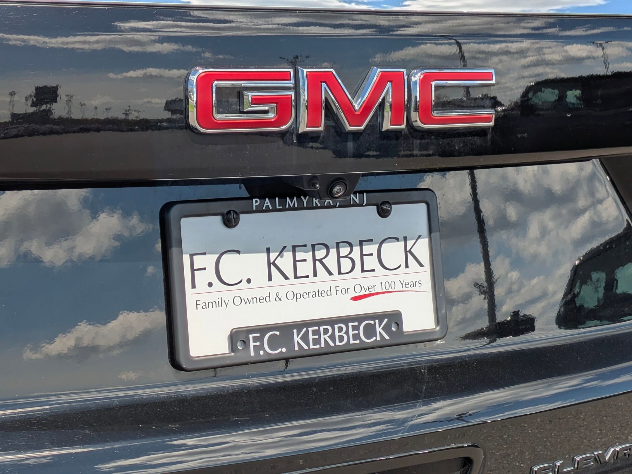 Certified 2025 GMC Yukon Elevation image 31