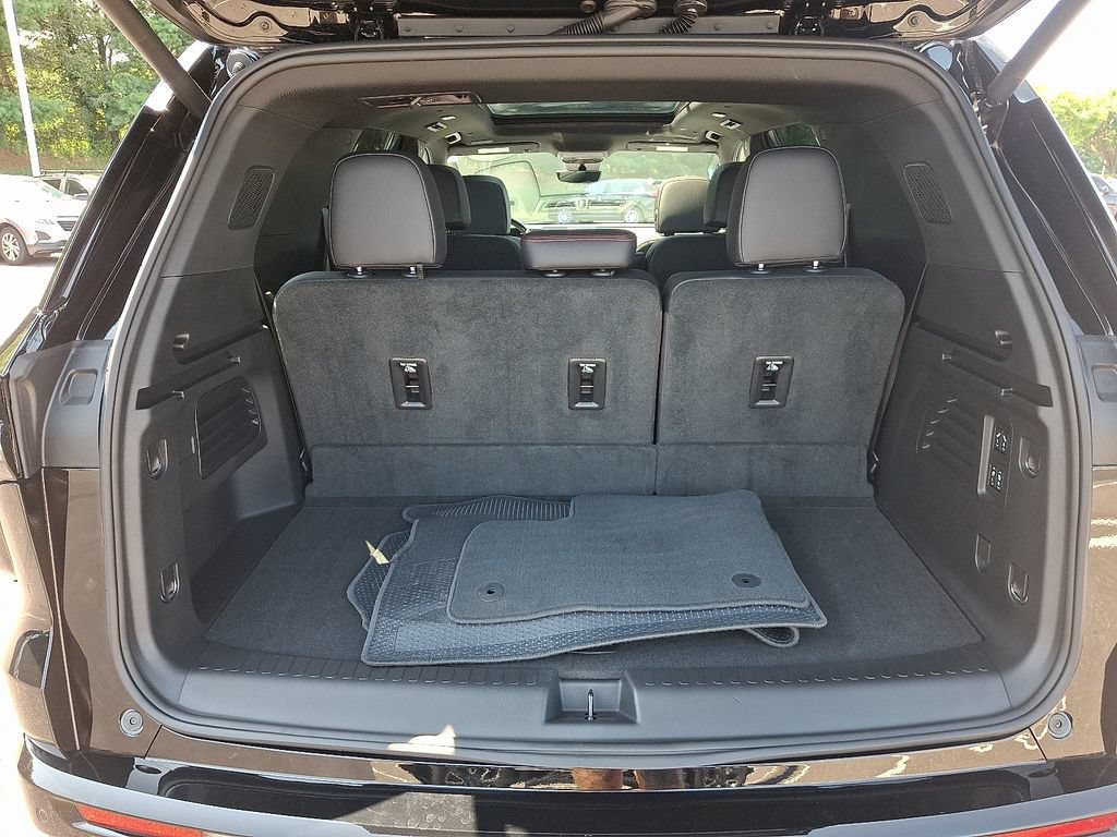 Certified 2025 Chevrolet Traverse RS AWD/4WD image 31