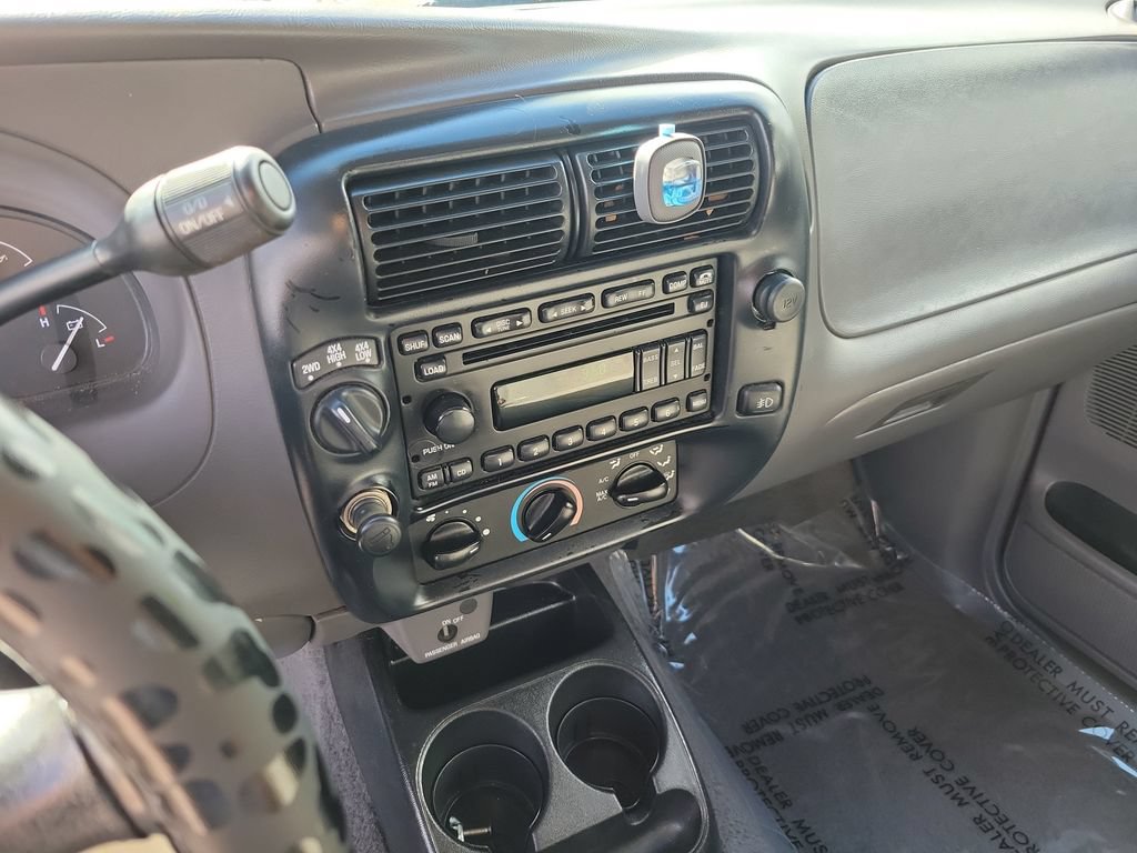 Used 2002 Ford Ranger XLT AWD/4WD image 16