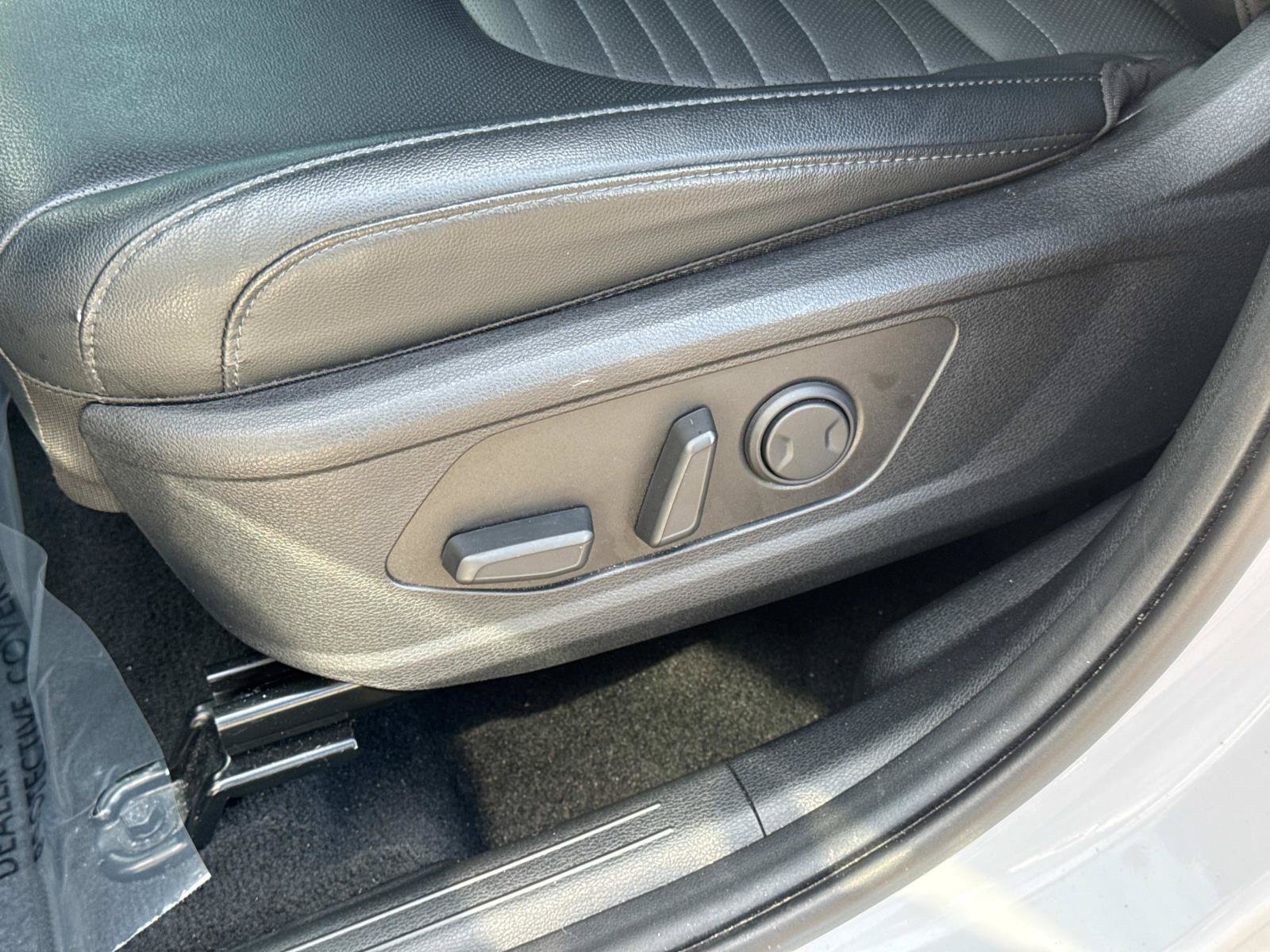 Used 2023 Kia Sportage SX FWD image 18