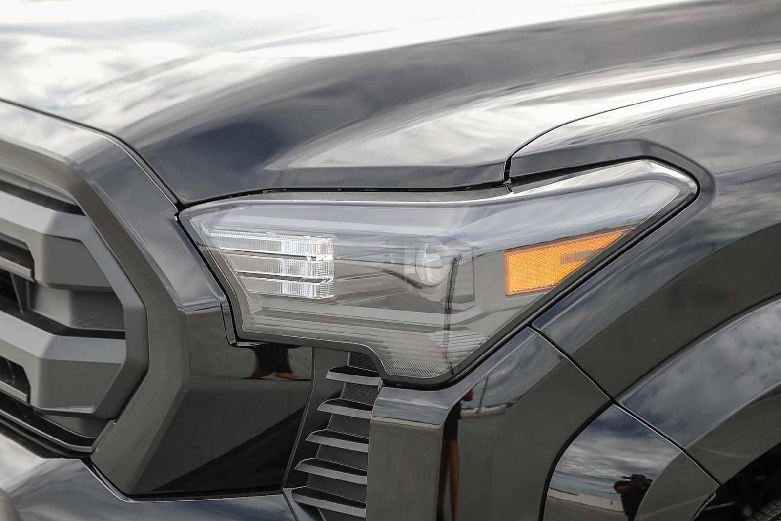 New 2026 Toyota Tacoma SR5 AWD/4WD image 8