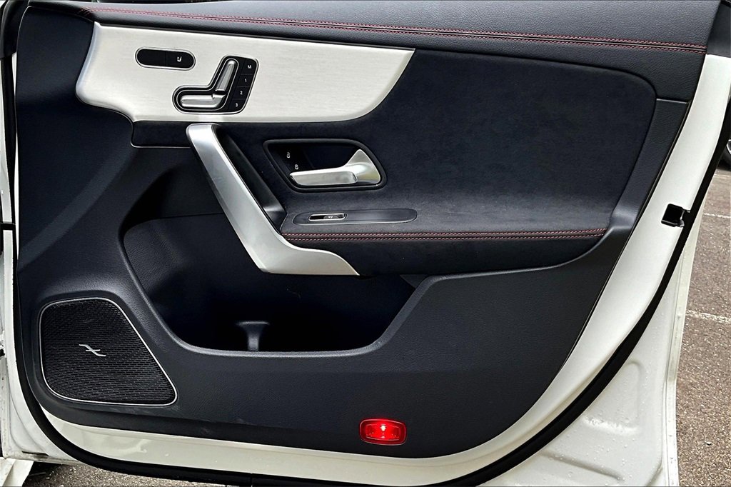 Certified 2024 Mercedes-Benz CLA 250 4MATIC image 19