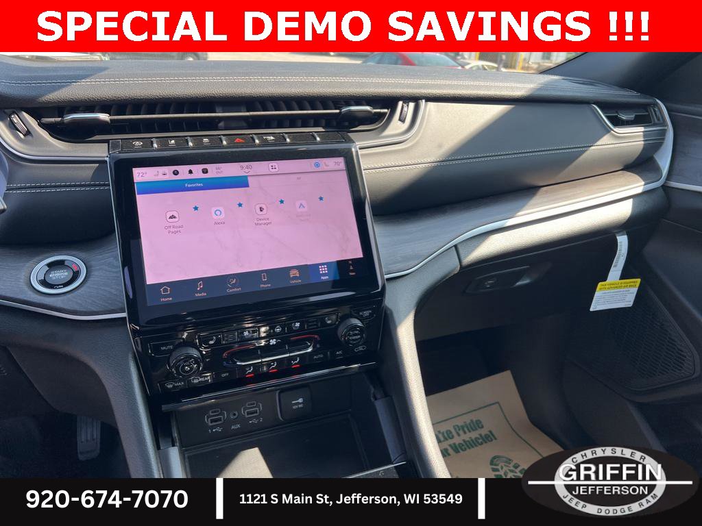 New 2025 Jeep Grand Cherokee L Limited w/ Luxury Tech Group II image 9