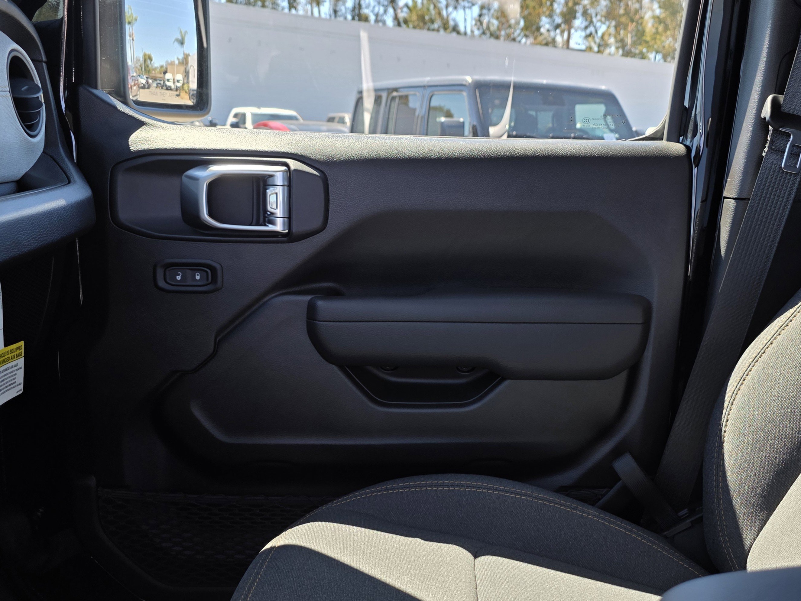 New 2025 Jeep Wrangler Sport S w/ Convenience Group AWD/4WD image 13