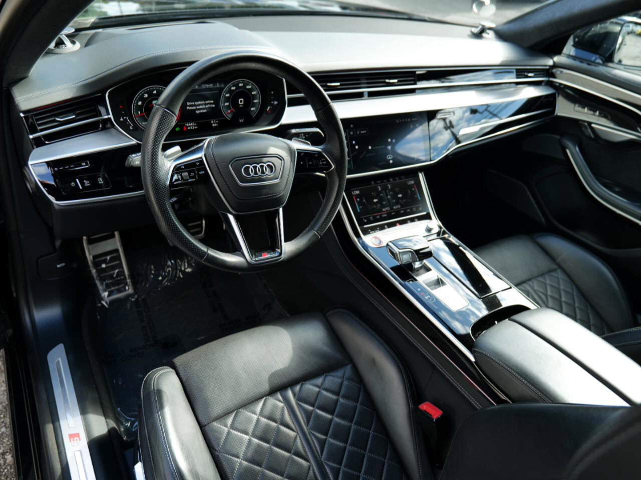 Used 2022 Audi S8 w/ S8 Comfort Plus Package image 13