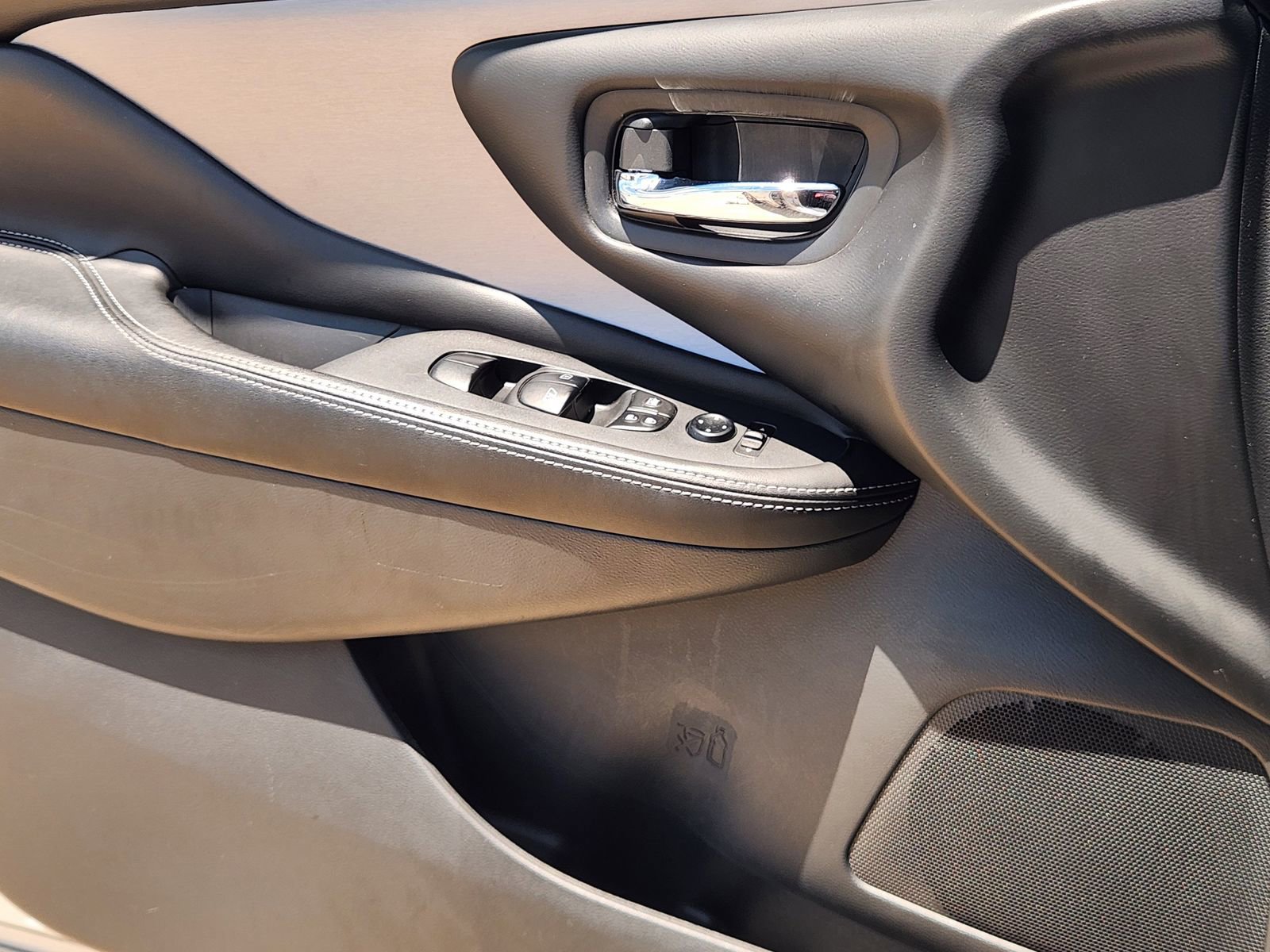 Used 2022 Nissan Murano S w/ Cargo Package FWD image 23
