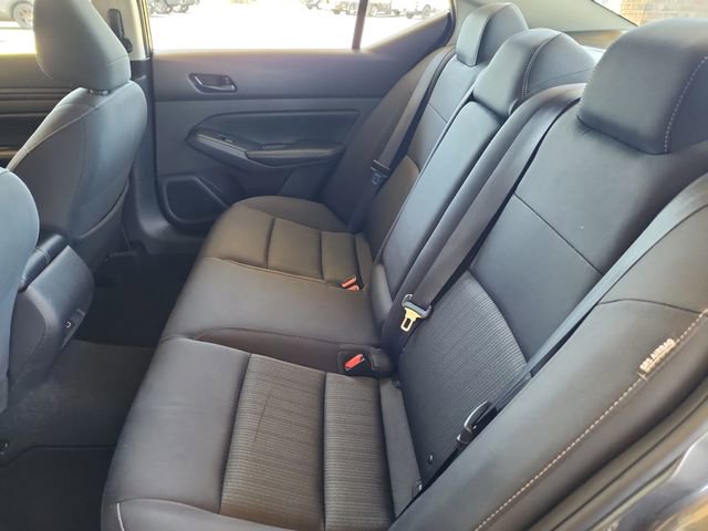 Used 2024 Nissan Altima 2.5 SV FWD image 19