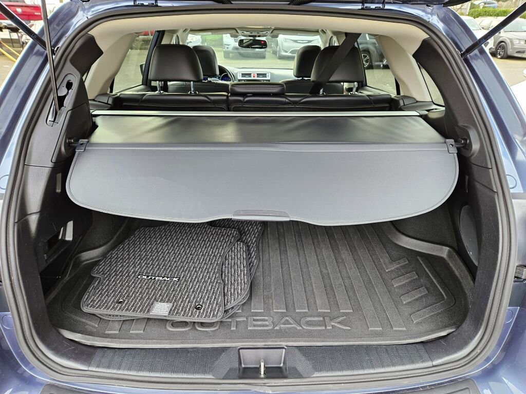 Used 2016 Subaru Outback 2.5i Limited image 18