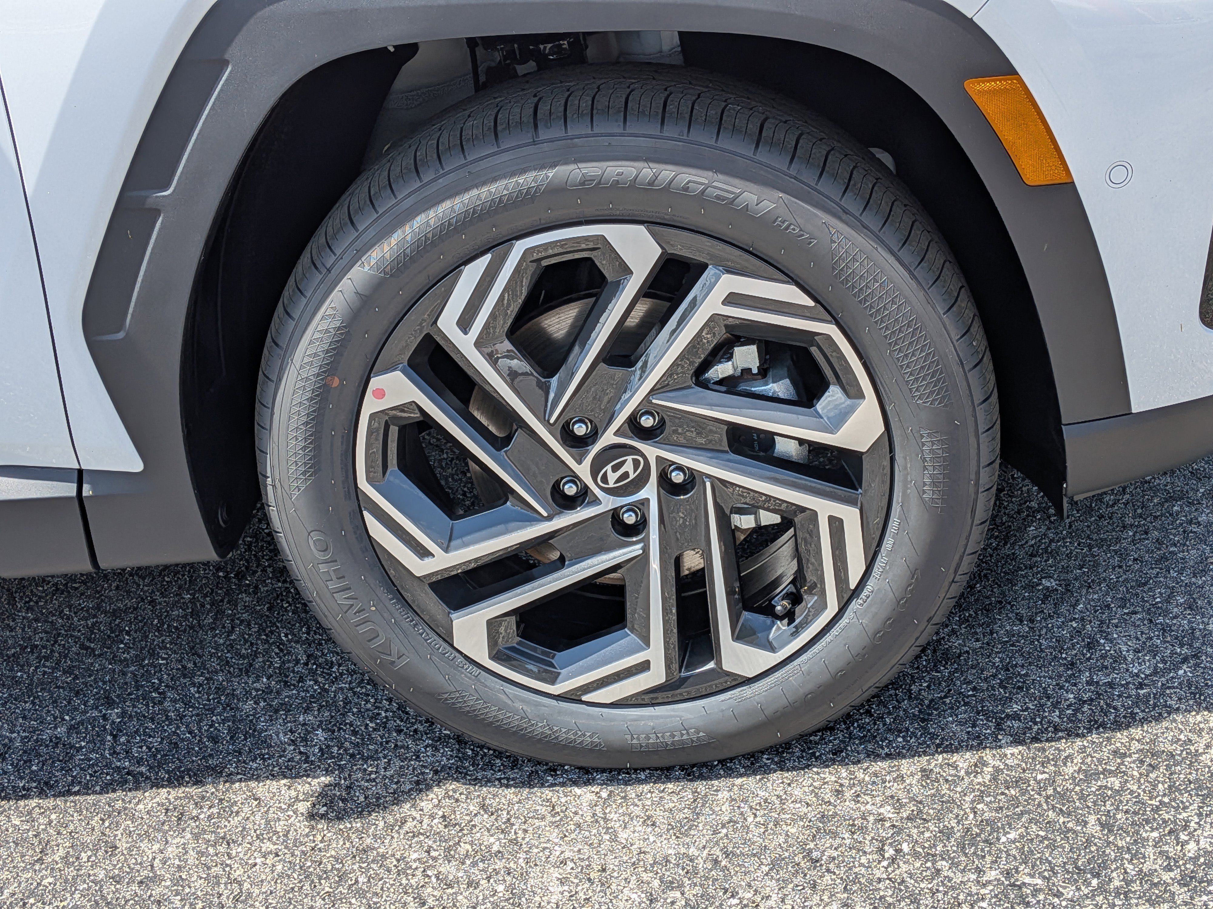 New 2026 Hyundai Tucson Limited FWD image 11