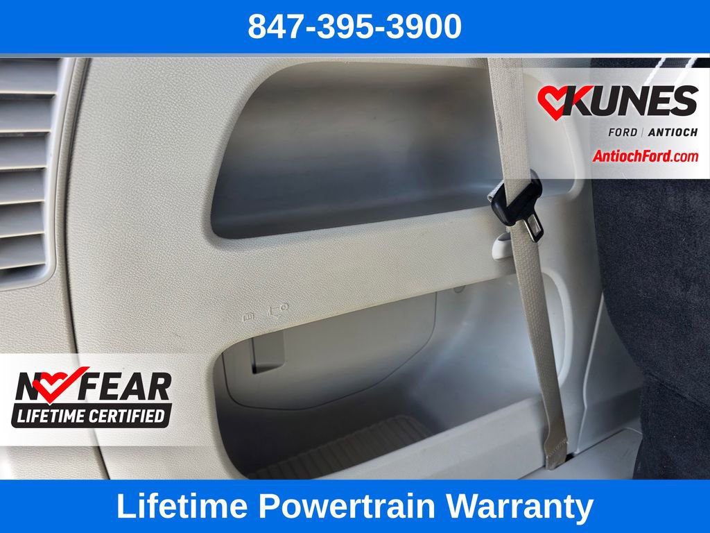Used 2024 Chrysler Pacifica Touring-L FWD image 28