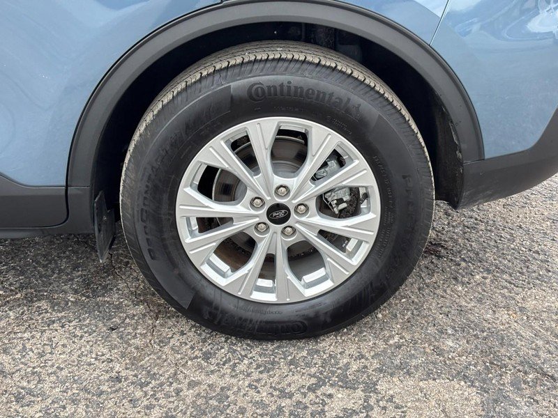 Used 2023 Ford Escape Active w/ Tech Pack #2 AWD/4WD image 11