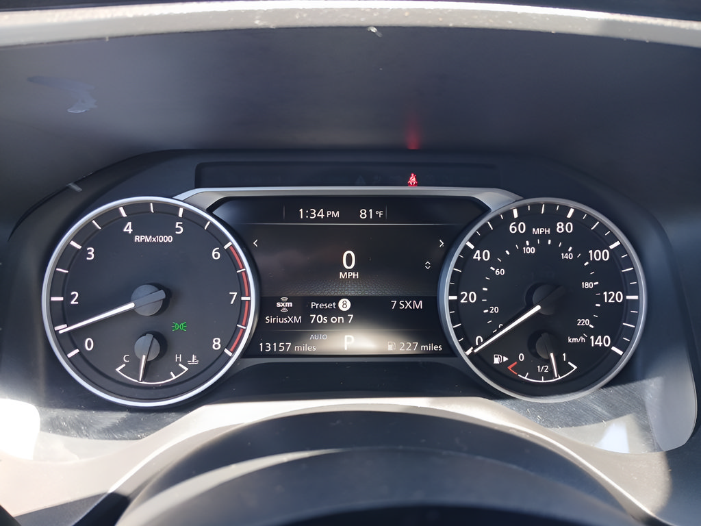 Used 2023 Nissan Rogue SV AWD/4WD image 19