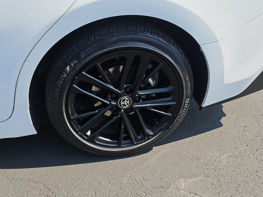 Used 2025 Toyota Camry SE FWD image 10