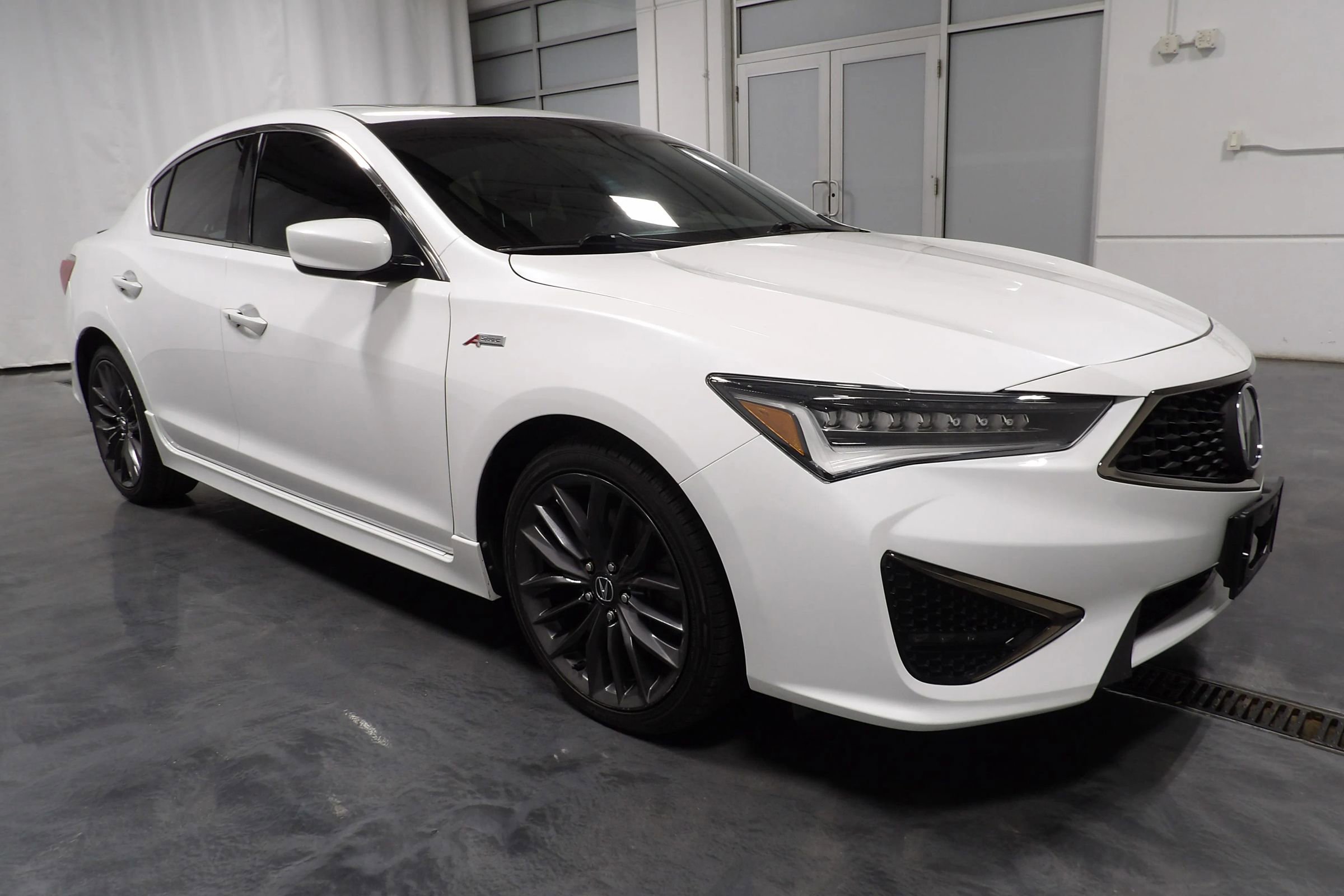 Used 2022 Acura ILX image 2