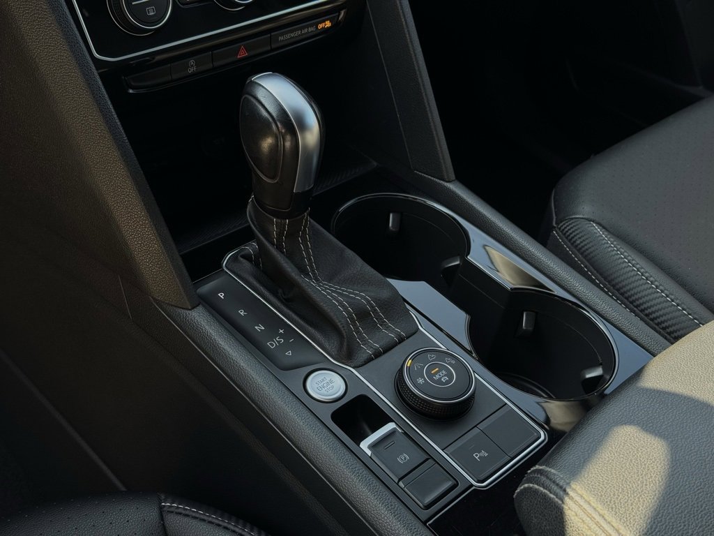 Used 2023 Volkswagen Atlas Cross Sport SE image 23