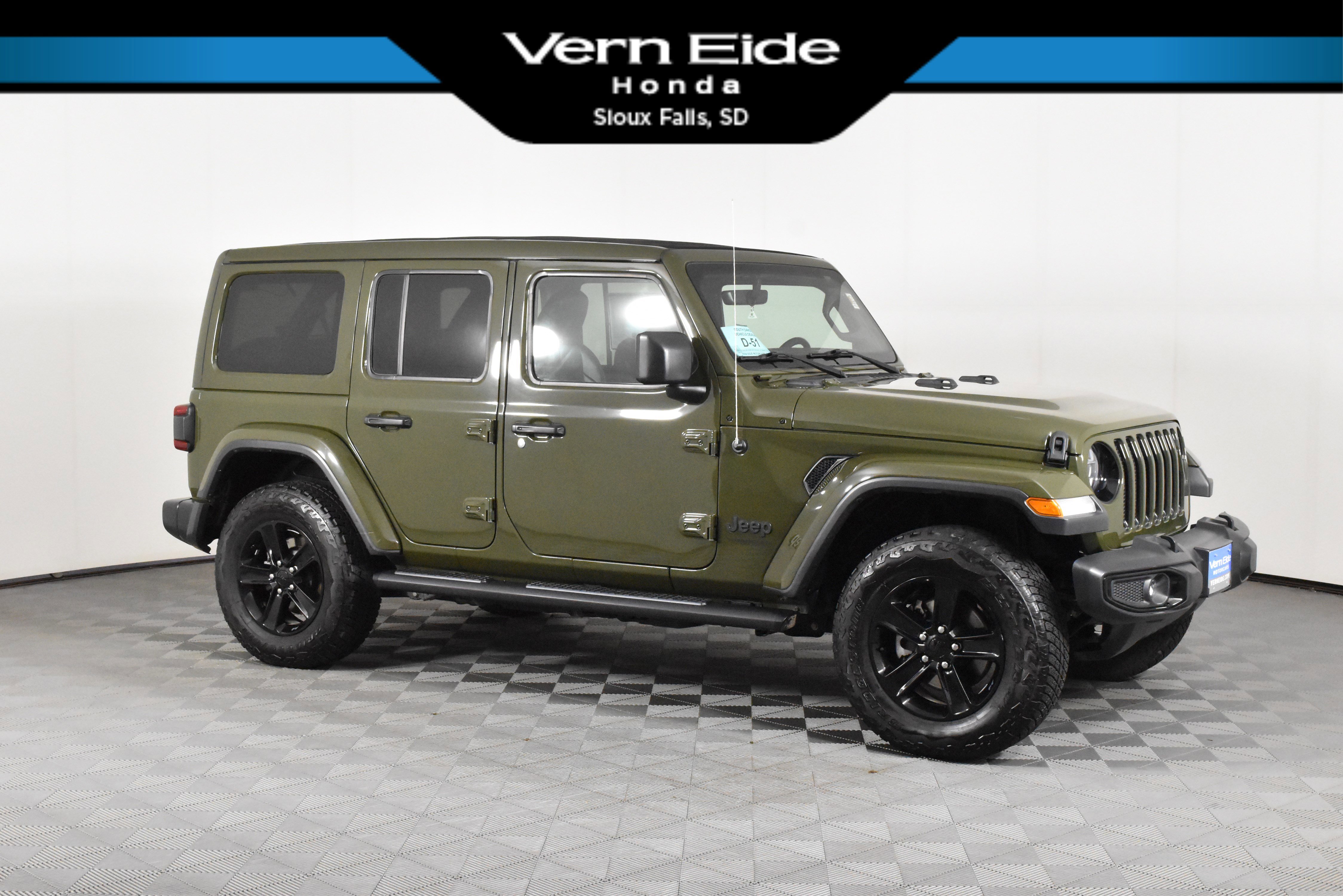 Used 2020 Jeep Wrangler Unlimited Sahara image 1
