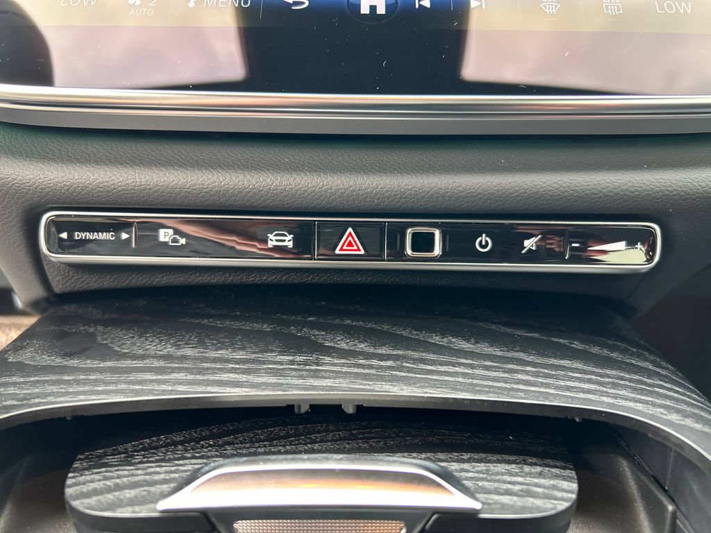 New 2026 Mercedes-Benz E 450 4MATIC Sedan image 22