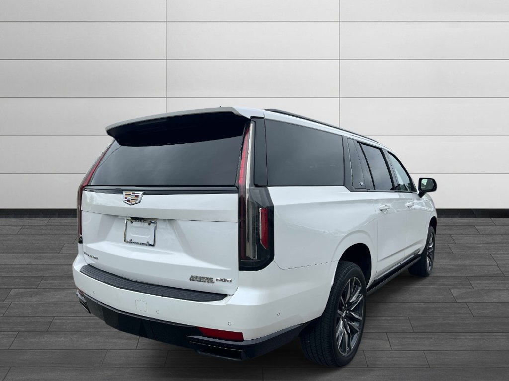 Used 2023 Cadillac Escalade ESV Sport w/ Touring Package AWD/4WD image 5