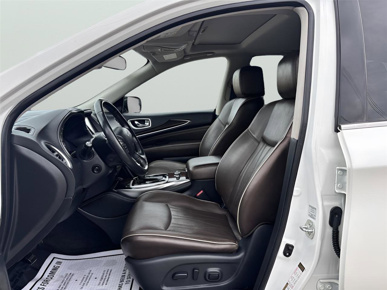 Used 2018 INFINITI QX60 Luxe w/ Deluxe Technology Package image 10