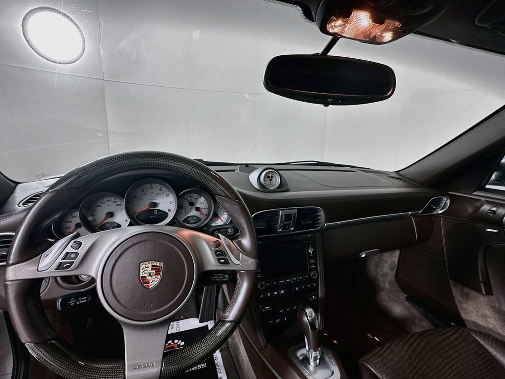 Used 2010 Porsche 911 Carrera S RWD image 10