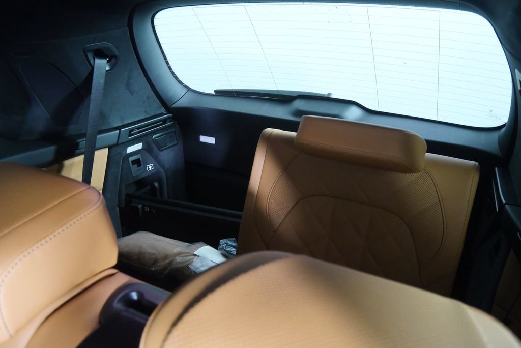 New 2026 BMW X7 M60i AWD/4WD image 17
