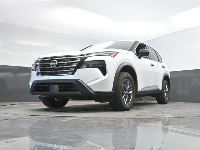 Used 2024 Nissan Rogue S AWD/4WD image 51