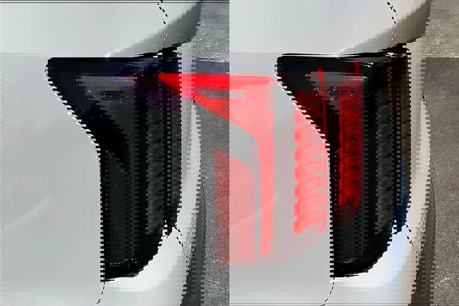 Used 2023 Kia Sorento S w/ Panoramic Sunroof Package image 23