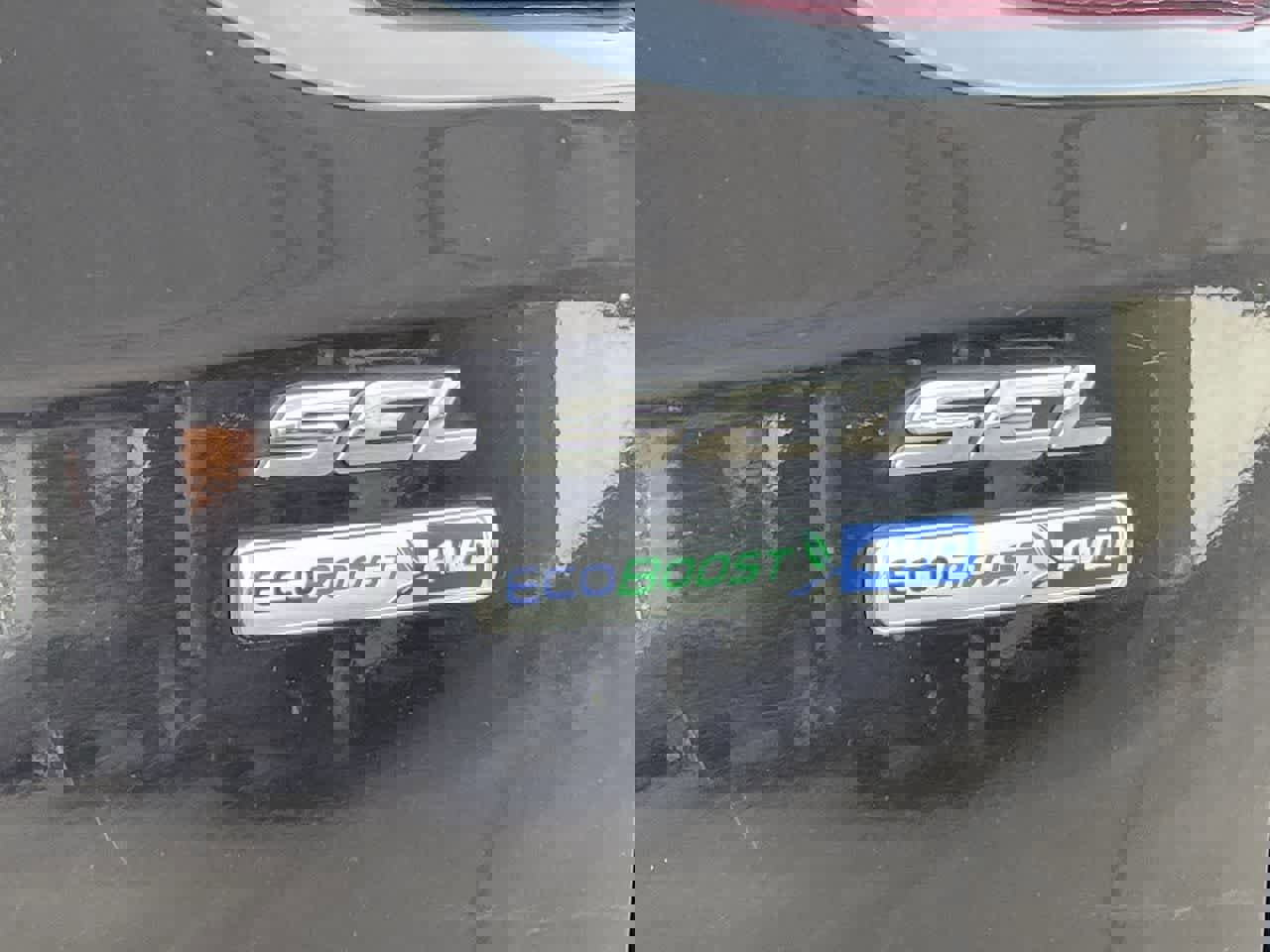 Used 2013 Ford Escape SEL image 40