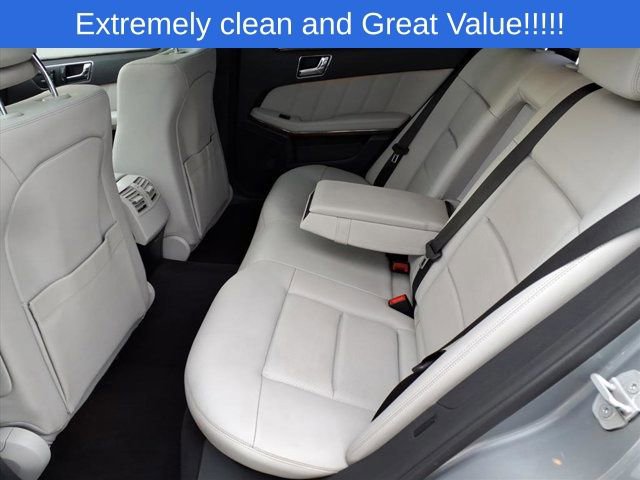 Used 2010 Mercedes-Benz E 350 Sedan image 19