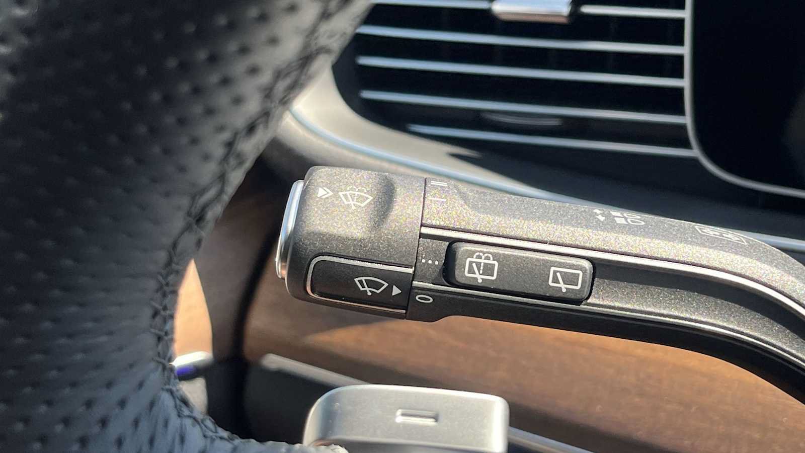 New 2026 Mercedes-Benz GLS 450 4MATIC image 43
