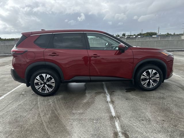 Used 2022 Nissan Rogue SV image 34