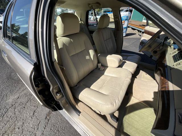 Used 2006 Mercury Grand Marquis LS RWD image 17