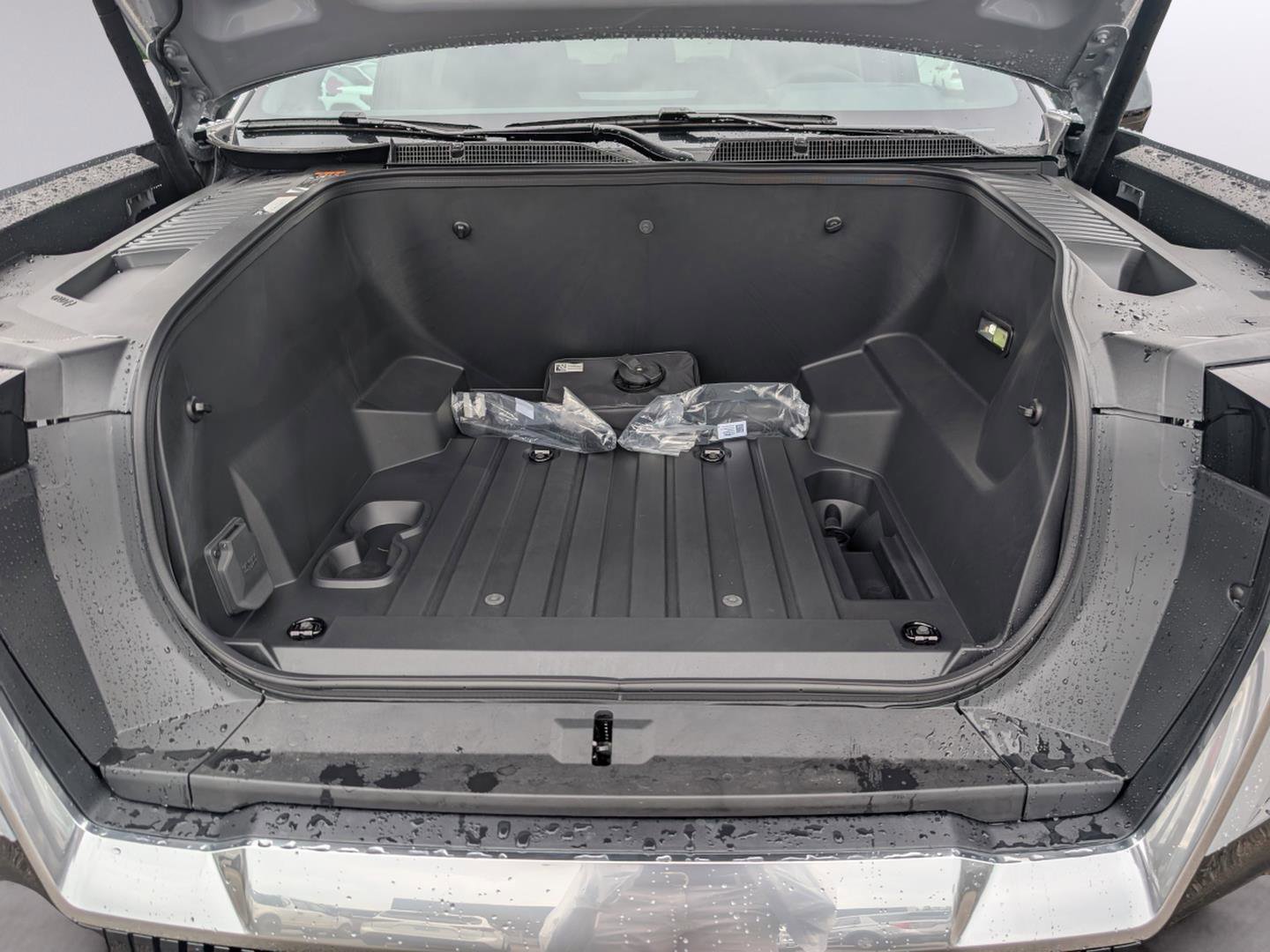 New 2025 GMC Sierra EV Denali image 34