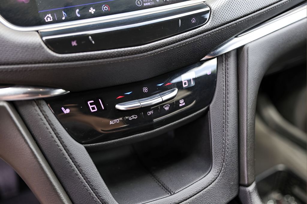 Used 2022 Cadillac XT6 Luxury FWD image 20