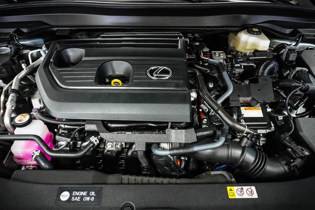 Certified 2025 Lexus UX 300h FWD image 27