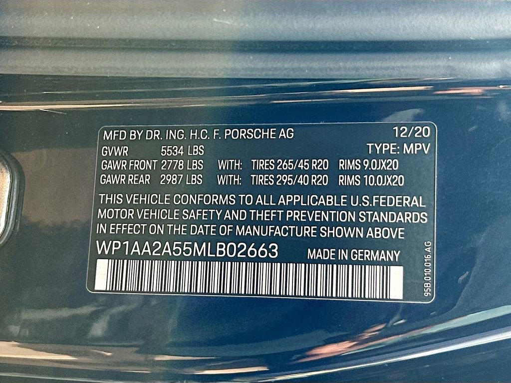 Used 2021 Porsche Macan image 38