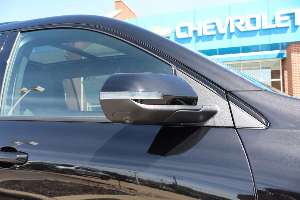 New 2026 Chevrolet Traverse RS AWD/4WD video 2